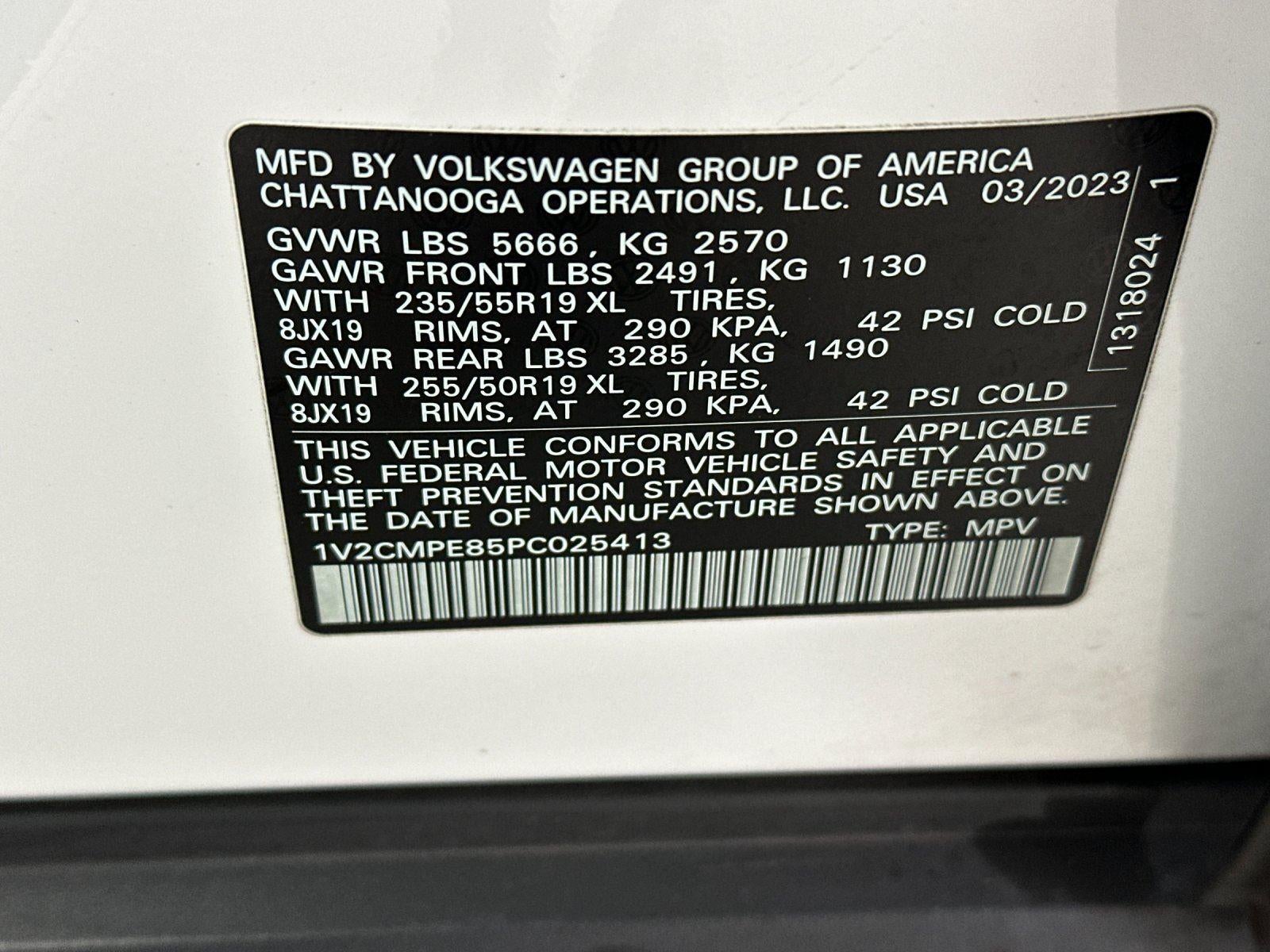 2023 Volkswagen ID.4 Pro
