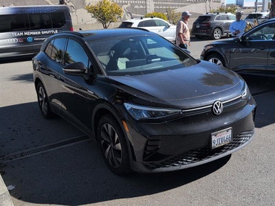 2023 Volkswagen ID.4 Pro