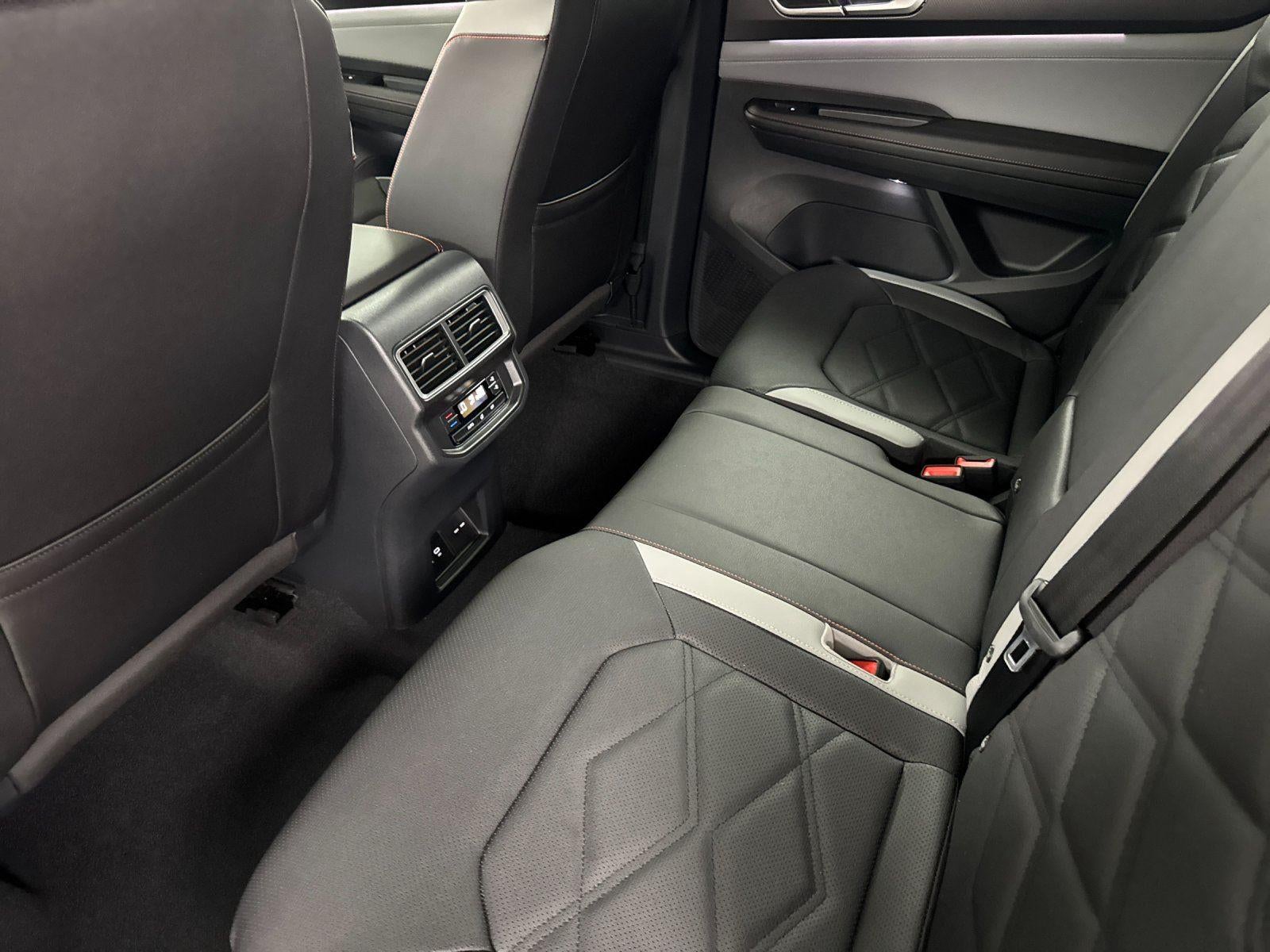 2026 Volkswagen Atlas 2.0T Peak Edition