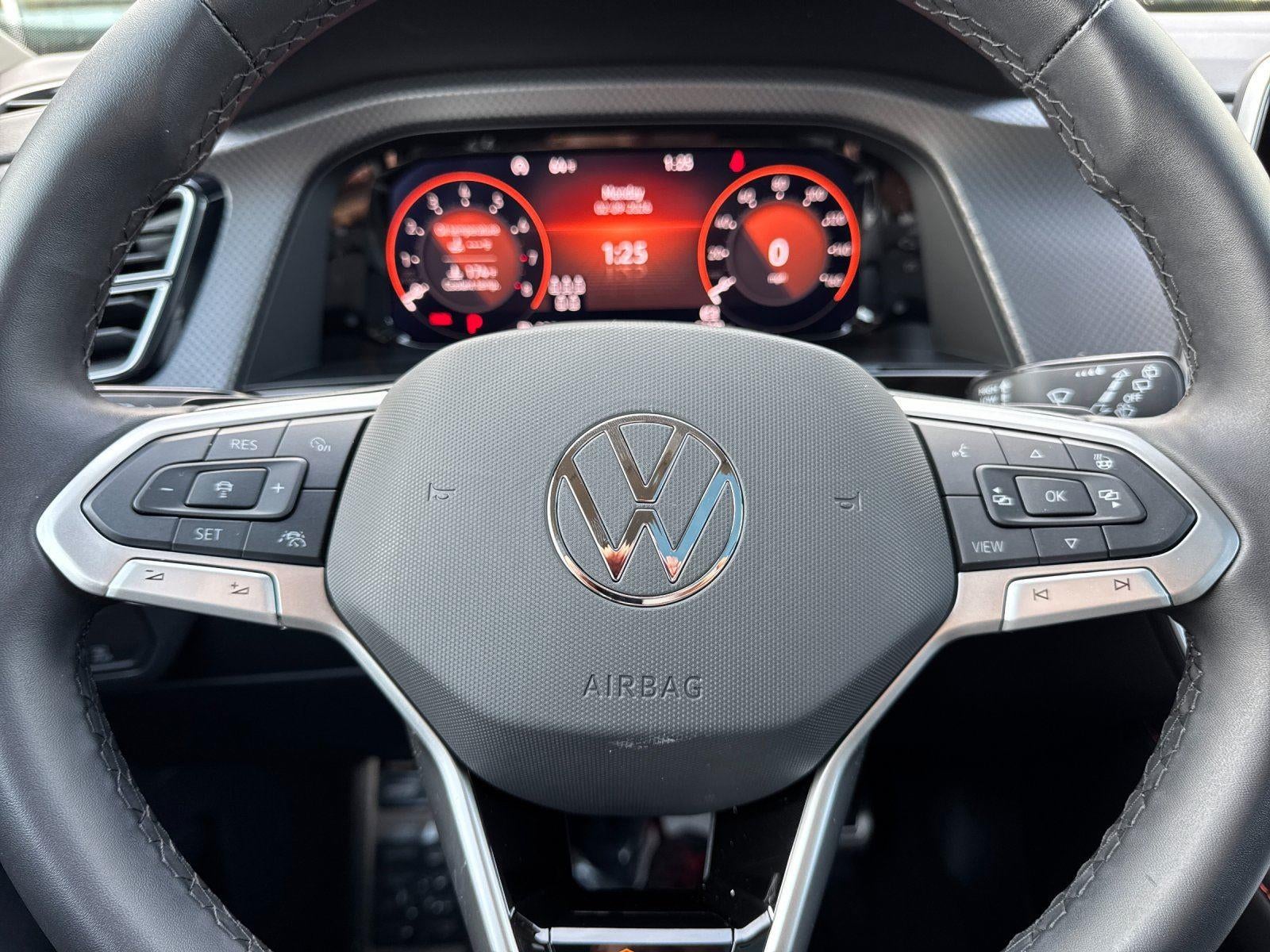 2025 Volkswagen Atlas 2.0T Peak Edition