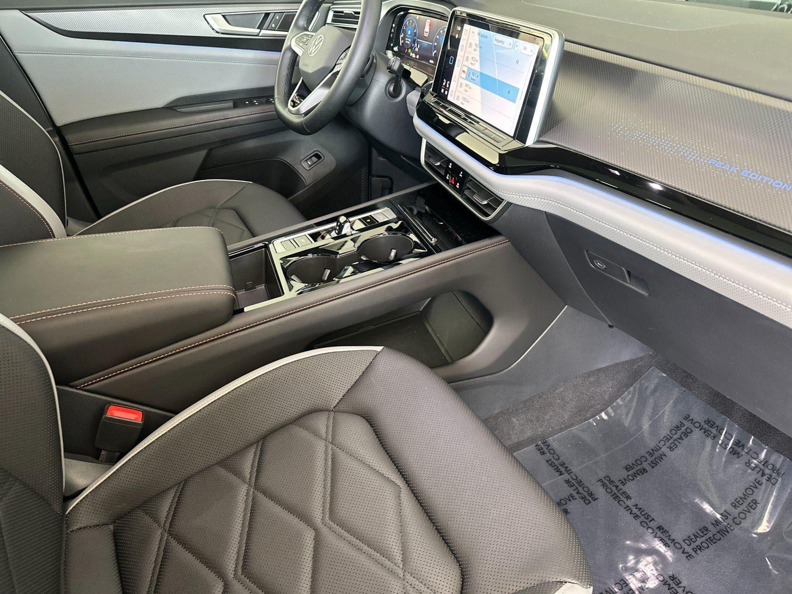 2025 Volkswagen Atlas 2.0T Peak Edition