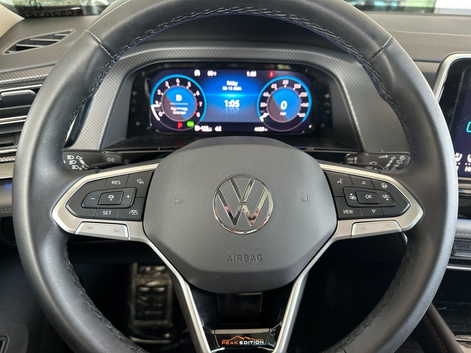 2025 Volkswagen Atlas 2.0T Peak Edition