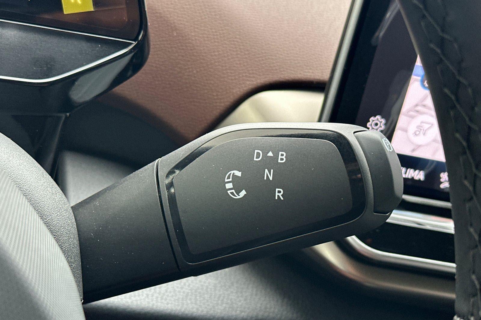 2025 Volkswagen ID.4 Pro