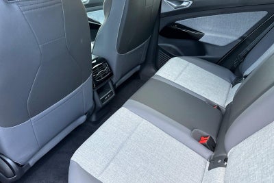 2025 Volkswagen ID.4 Pro