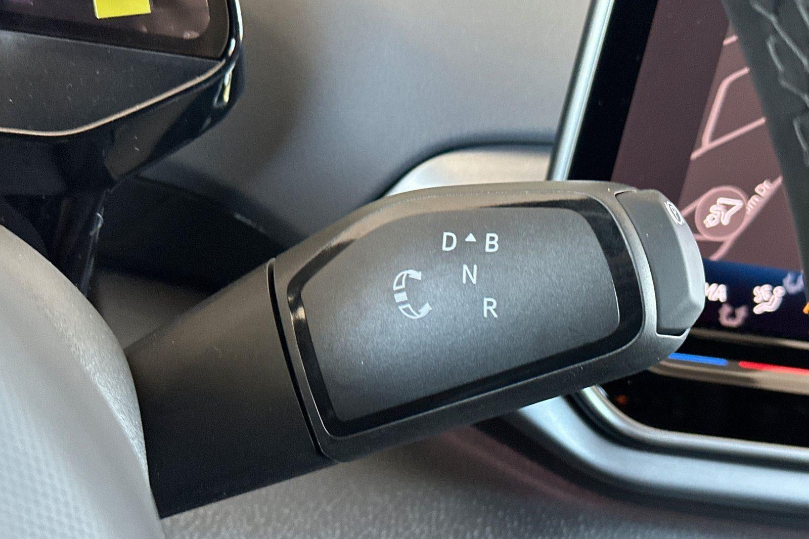 2025 Volkswagen ID.4 Pro