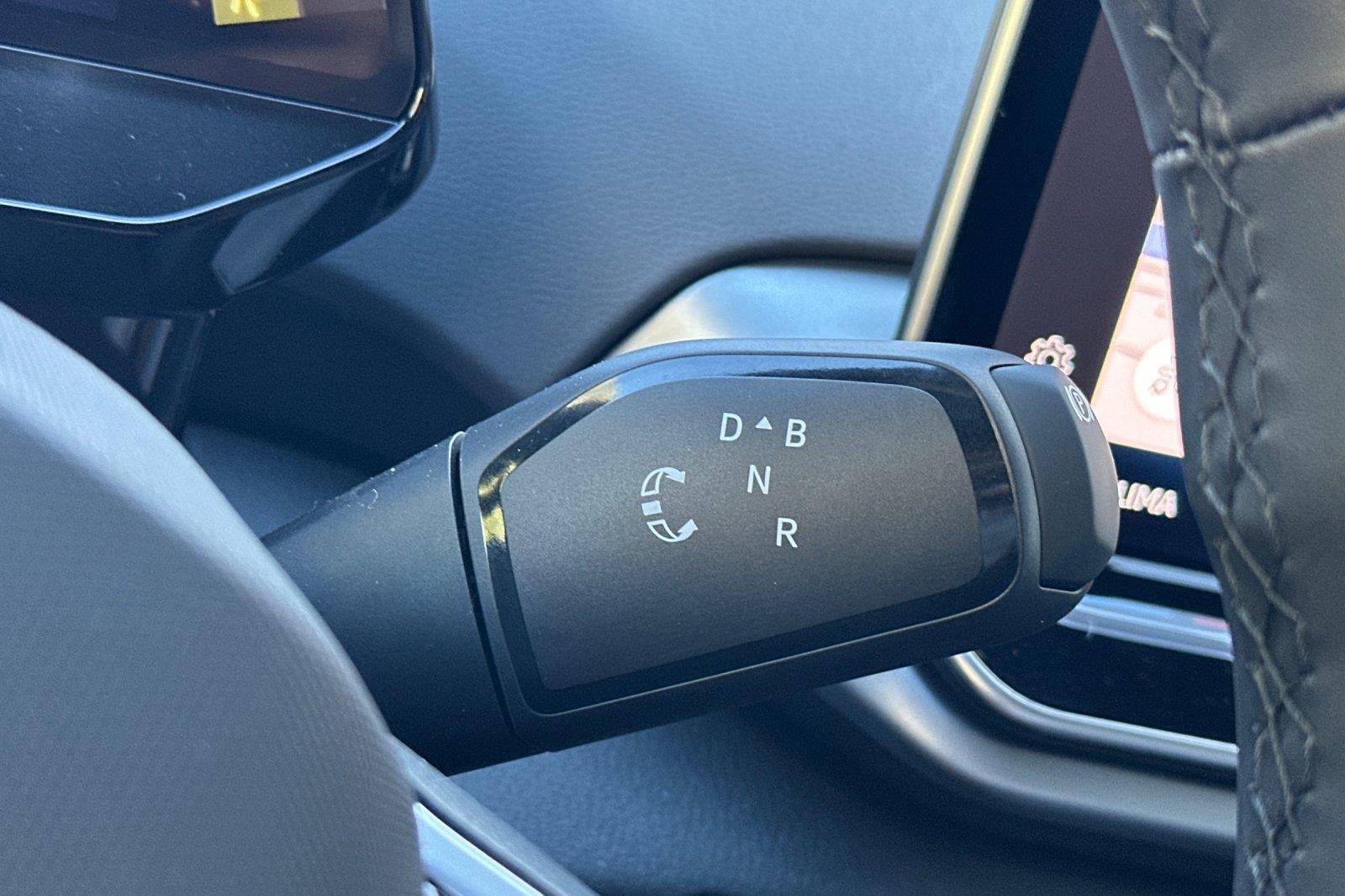 2025 Volkswagen ID.4 Pro