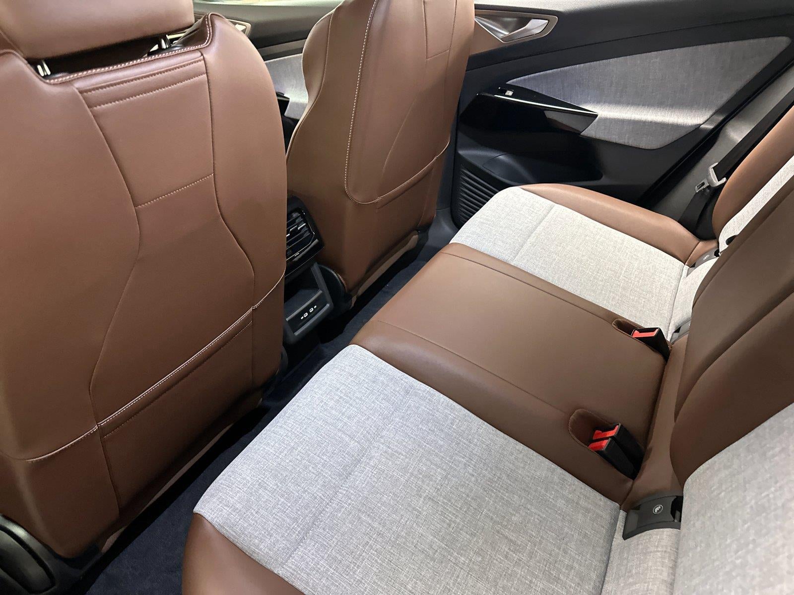 2026 Volkswagen ID.4 Pro