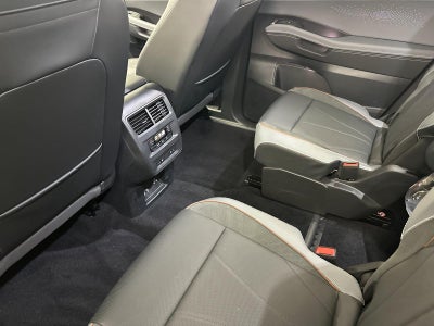 2027 Volkswagen Atlas SEL Premium R-Line
