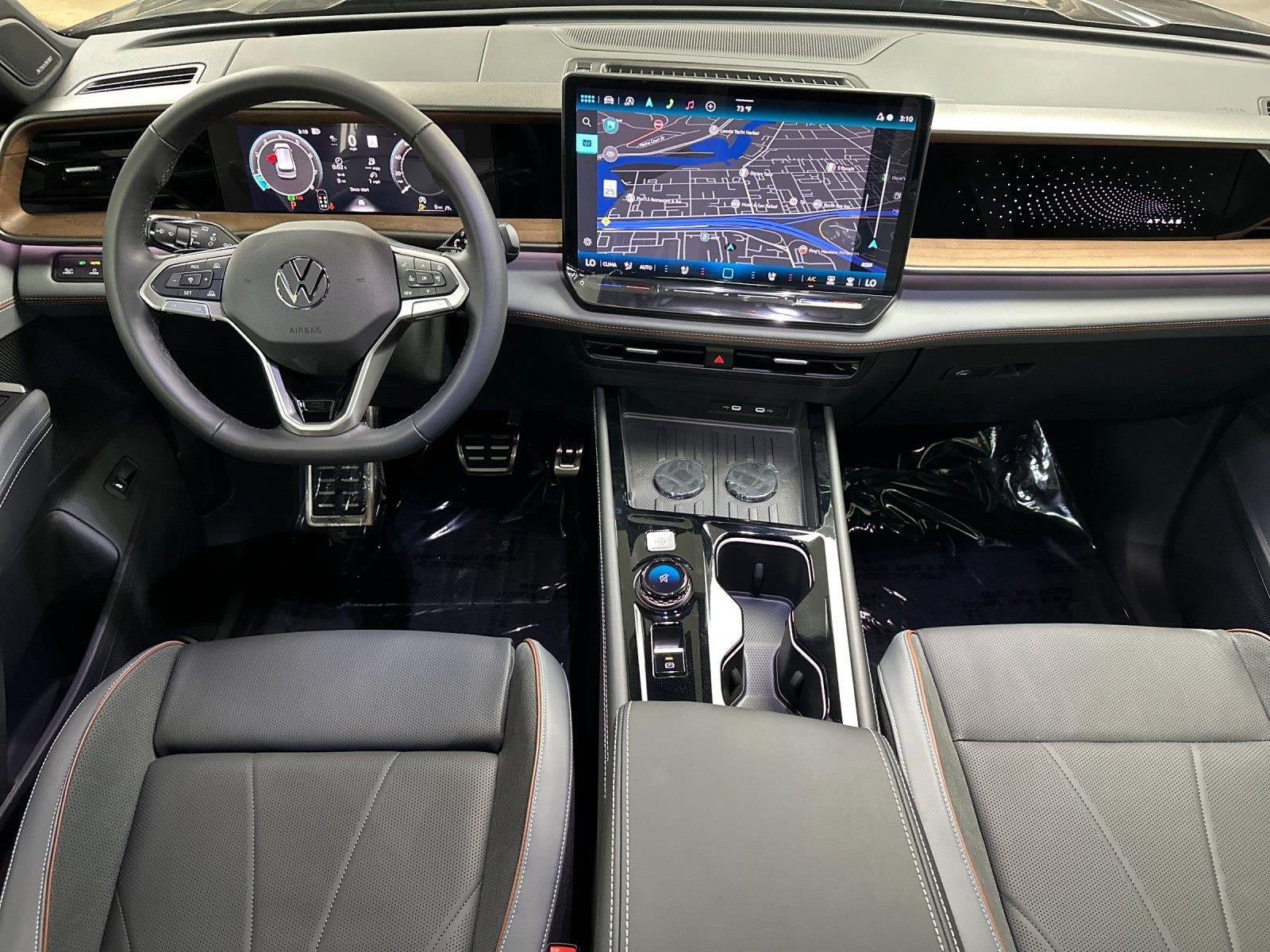 2027 Volkswagen Atlas SEL Premium R-Line