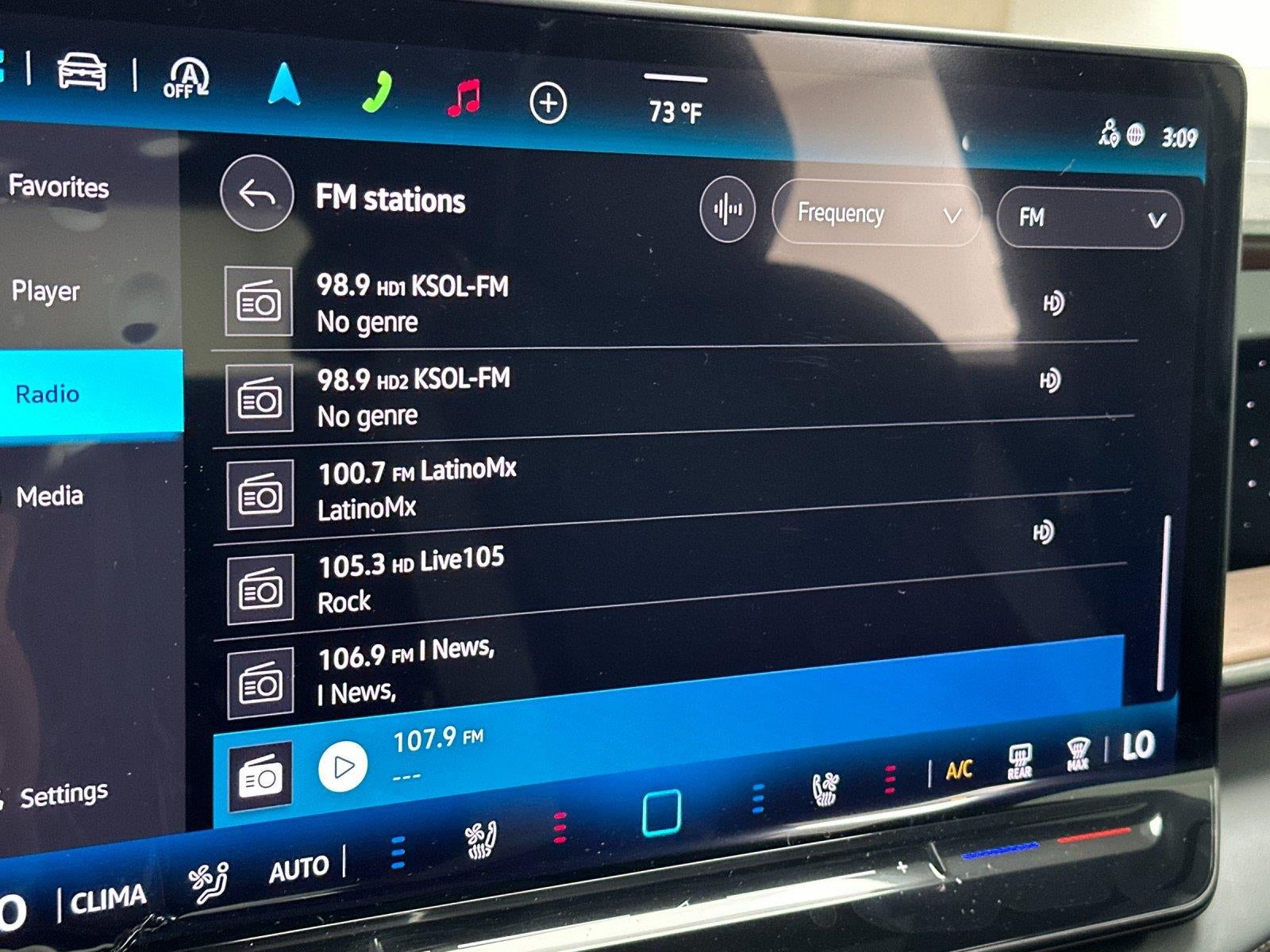 2027 Volkswagen Atlas SEL Premium R-Line