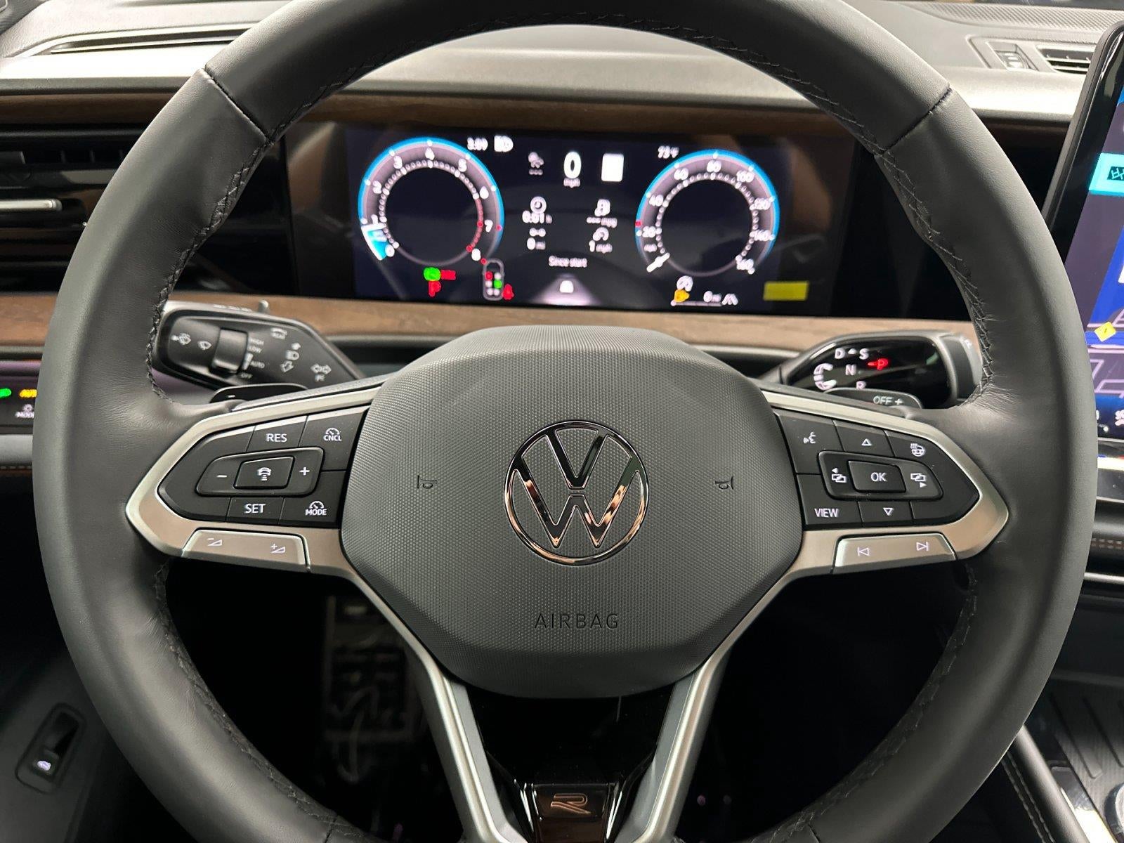 2027 Volkswagen Atlas SEL Premium R-Line