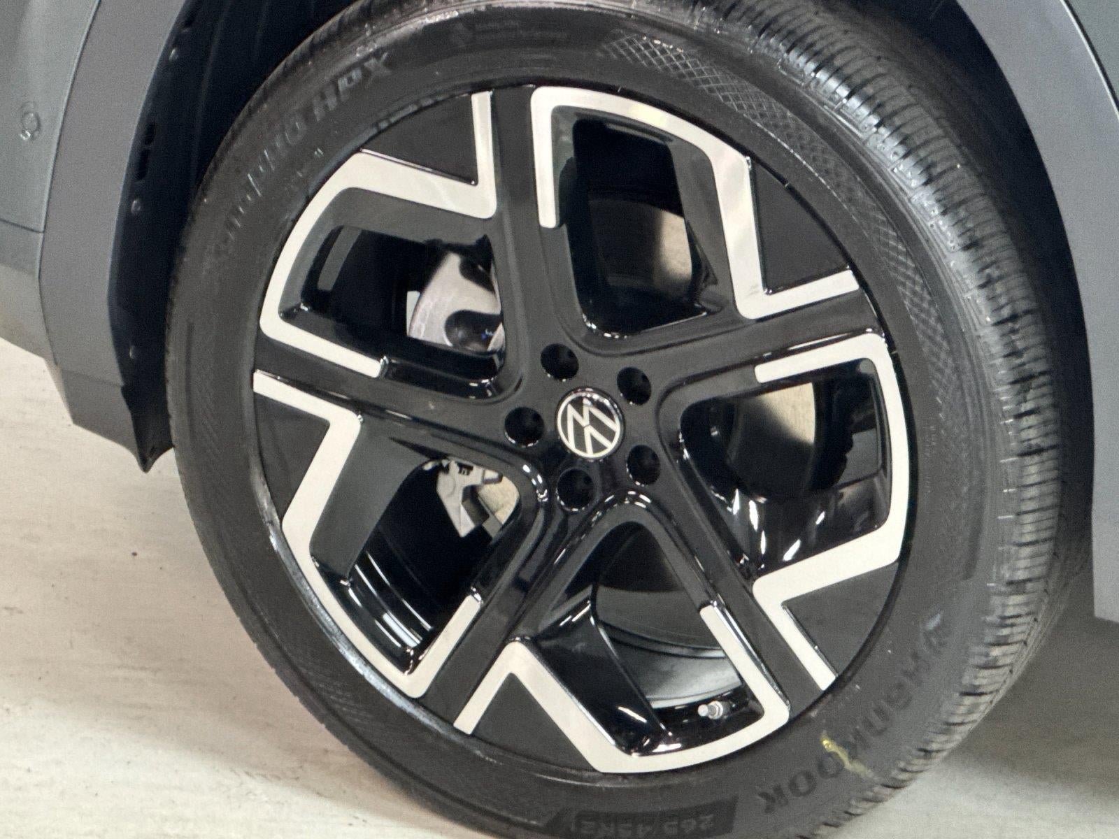2027 Volkswagen Atlas SEL Premium R-Line