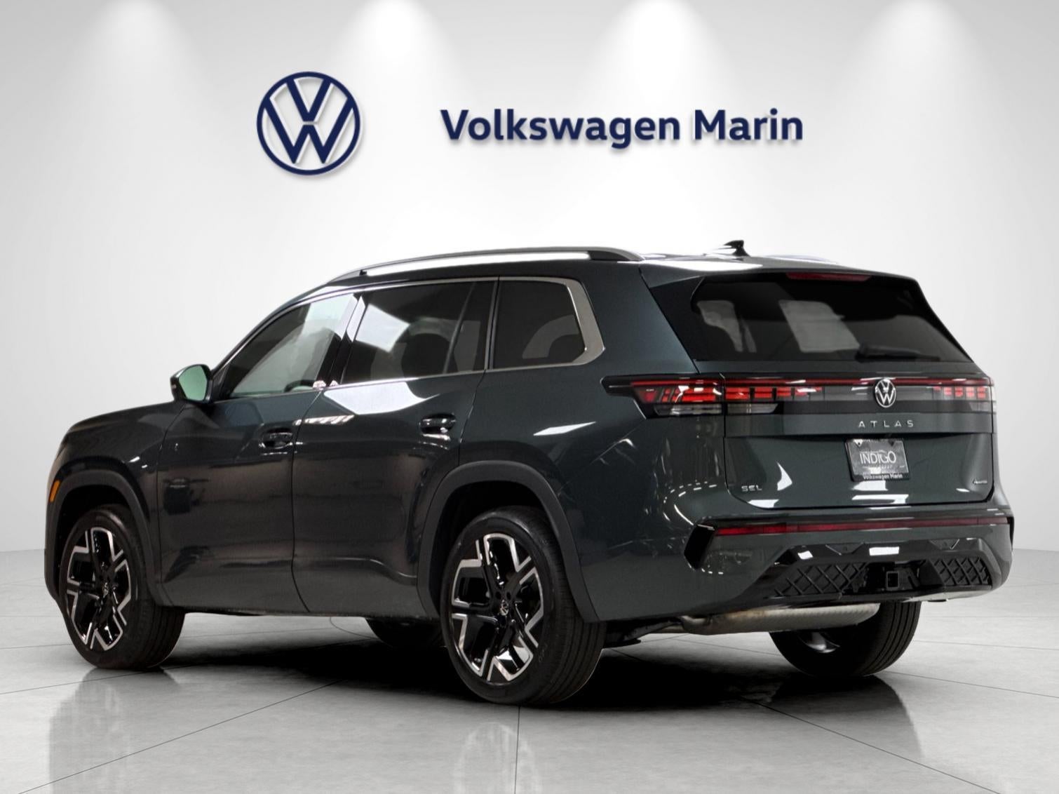2027 Volkswagen Atlas SEL Premium R-Line