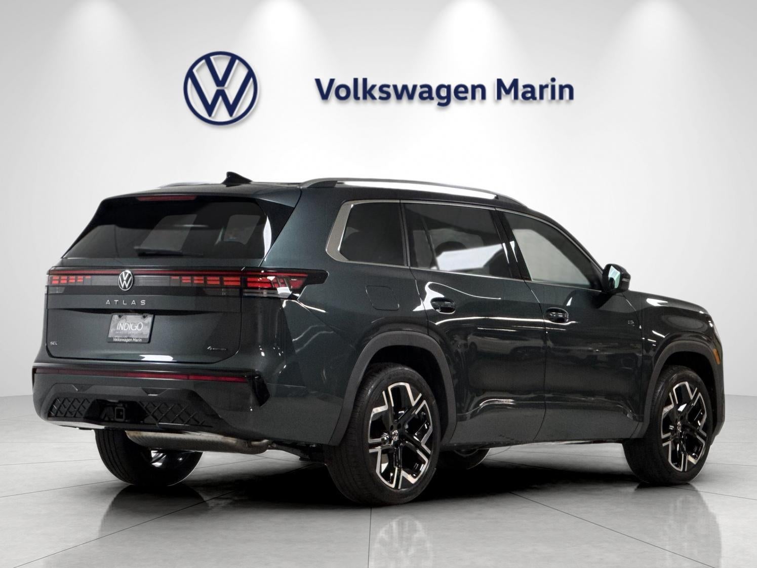 2027 Volkswagen Atlas SEL Premium R-Line
