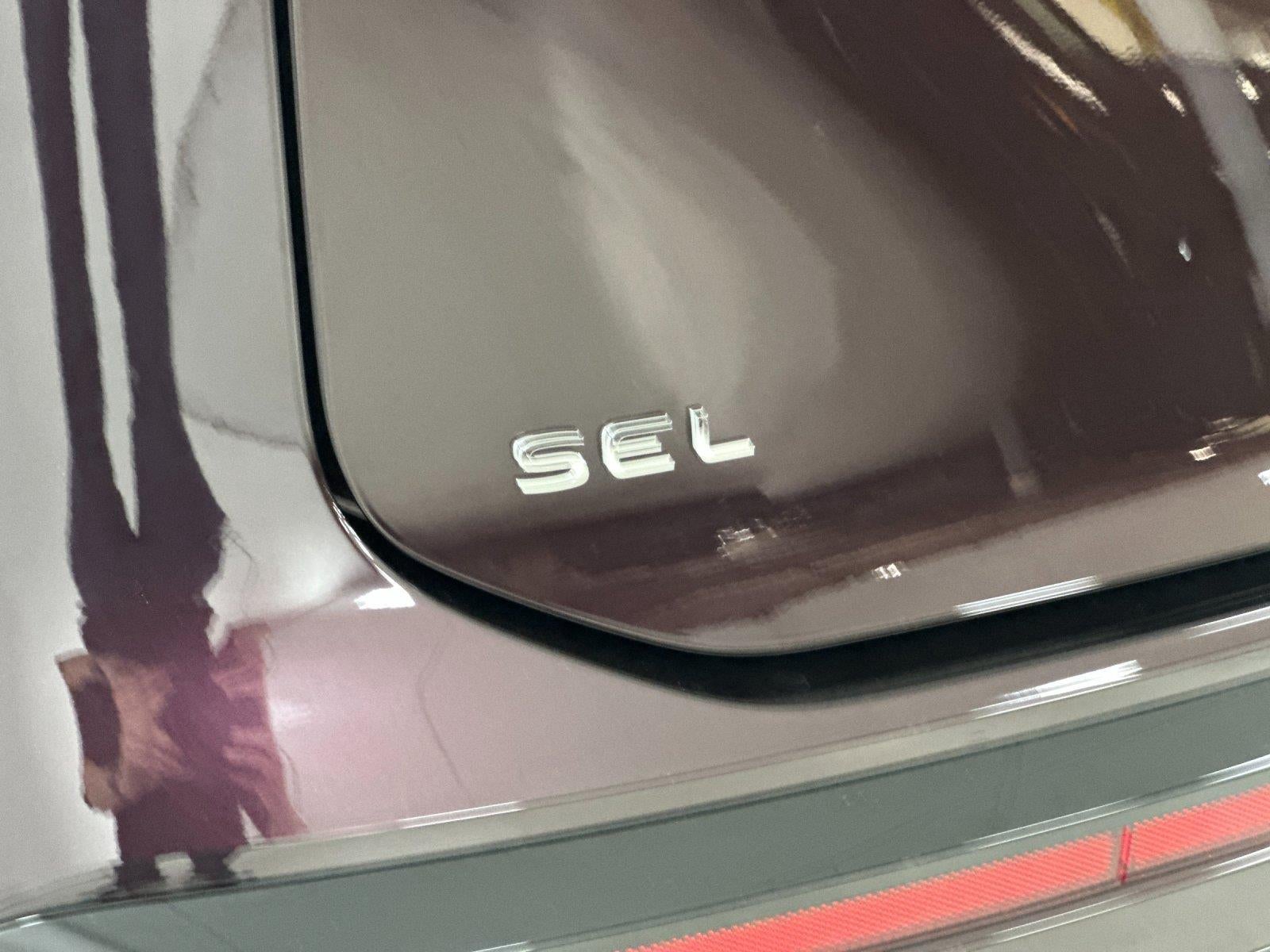 2027 Volkswagen Atlas SEL Premium R-Line