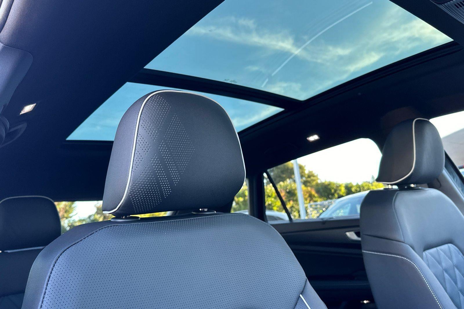 2026 Volkswagen Atlas Cross Sport 2.0T SEL Premium R-Line