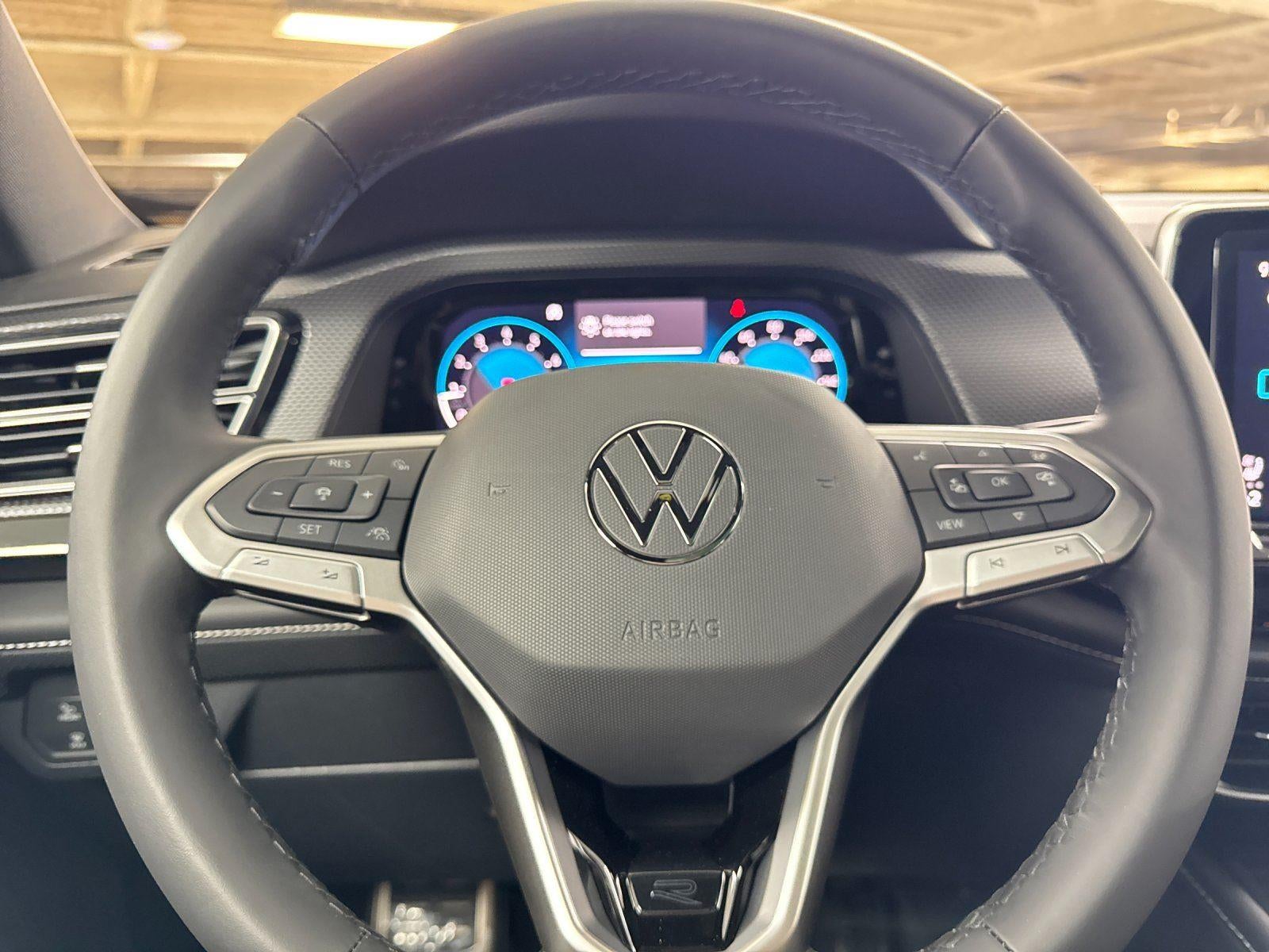 2026 Volkswagen Atlas Cross Sport 2.0T SEL Premium R-Line