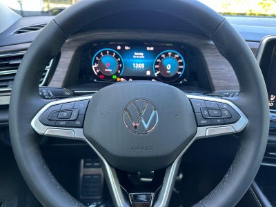 2026 Volkswagen Atlas 2.0T SEL Premium R-Line