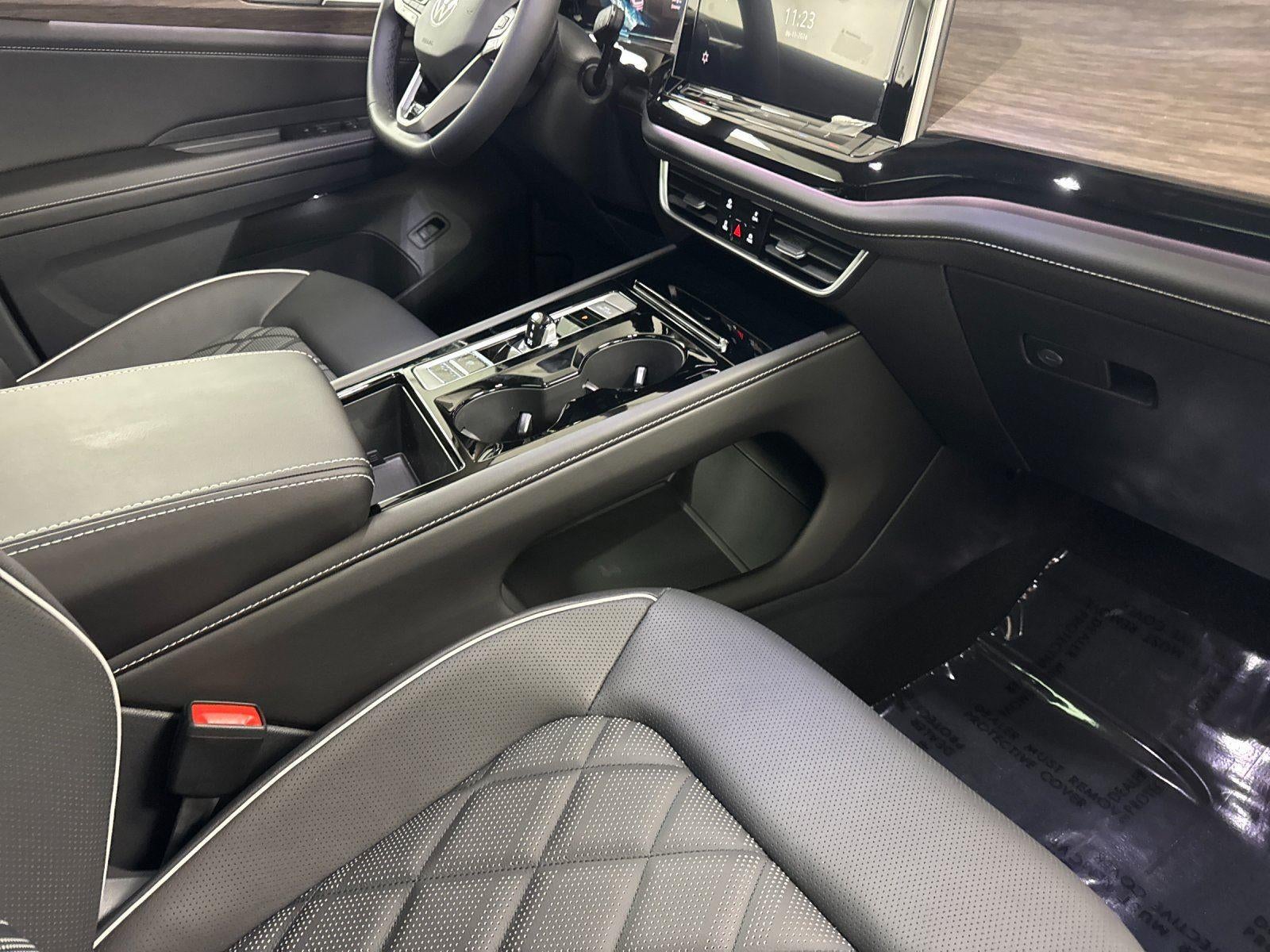 2026 Volkswagen Atlas 2.0T SEL Premium R-Line