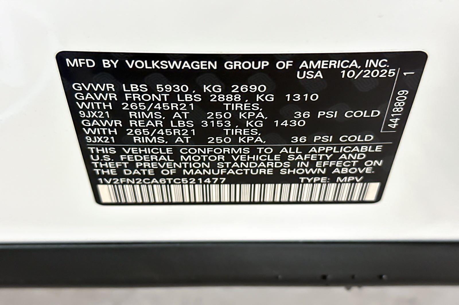 2026 Volkswagen Atlas 2.0T SEL Premium R-Line