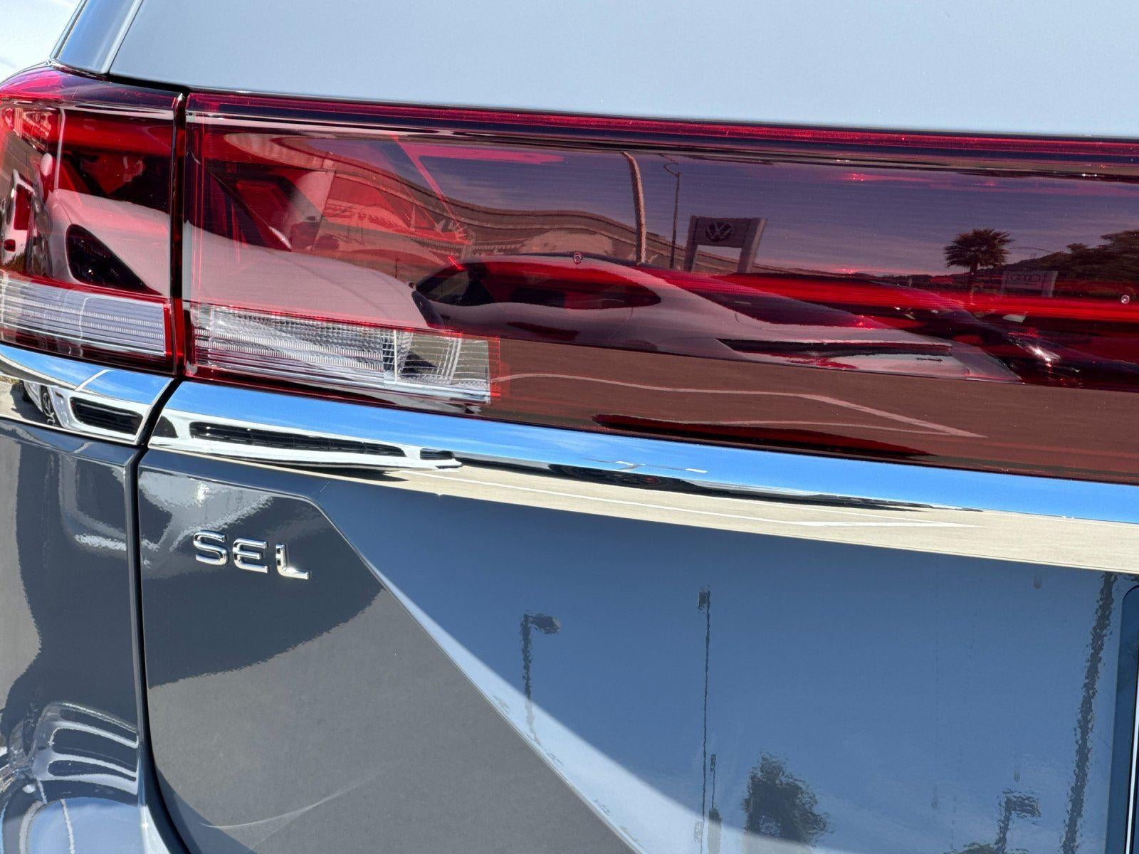 2026 Volkswagen Atlas 2.0T SEL Premium R-Line