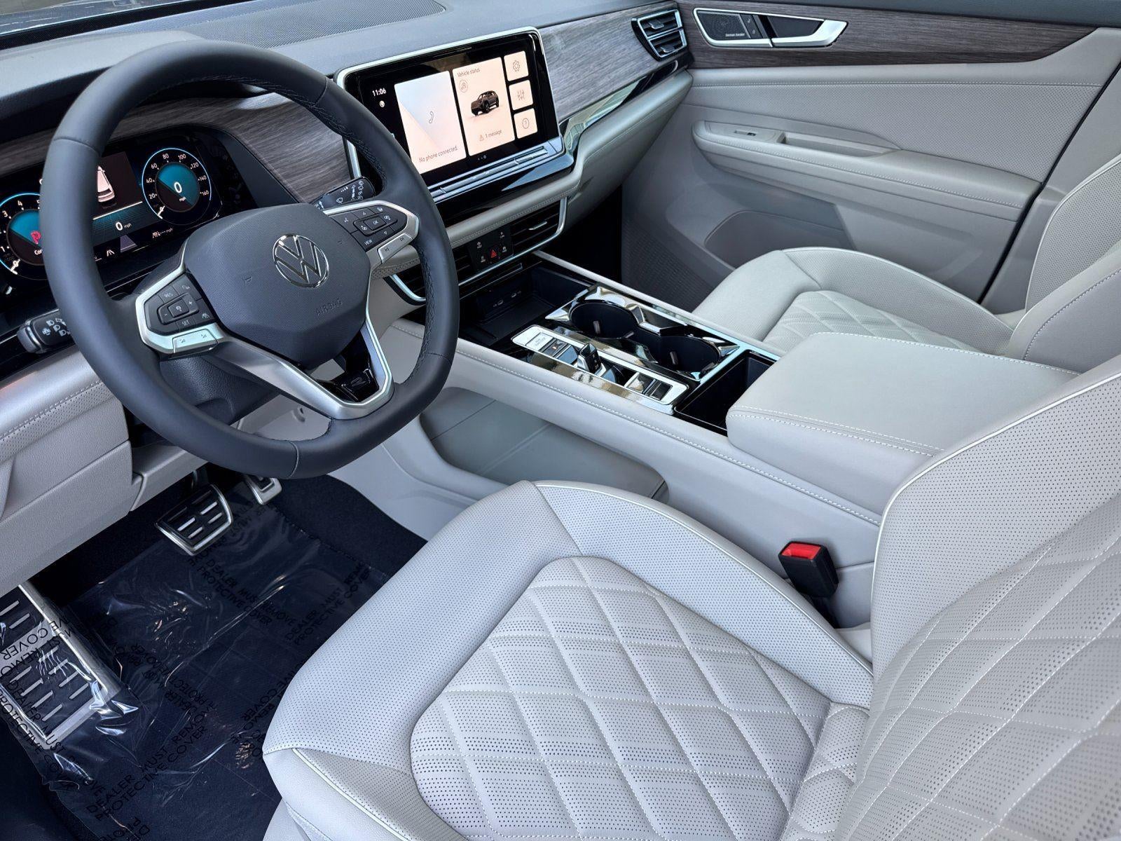 2026 Volkswagen Atlas 2.0T SEL Premium R-Line