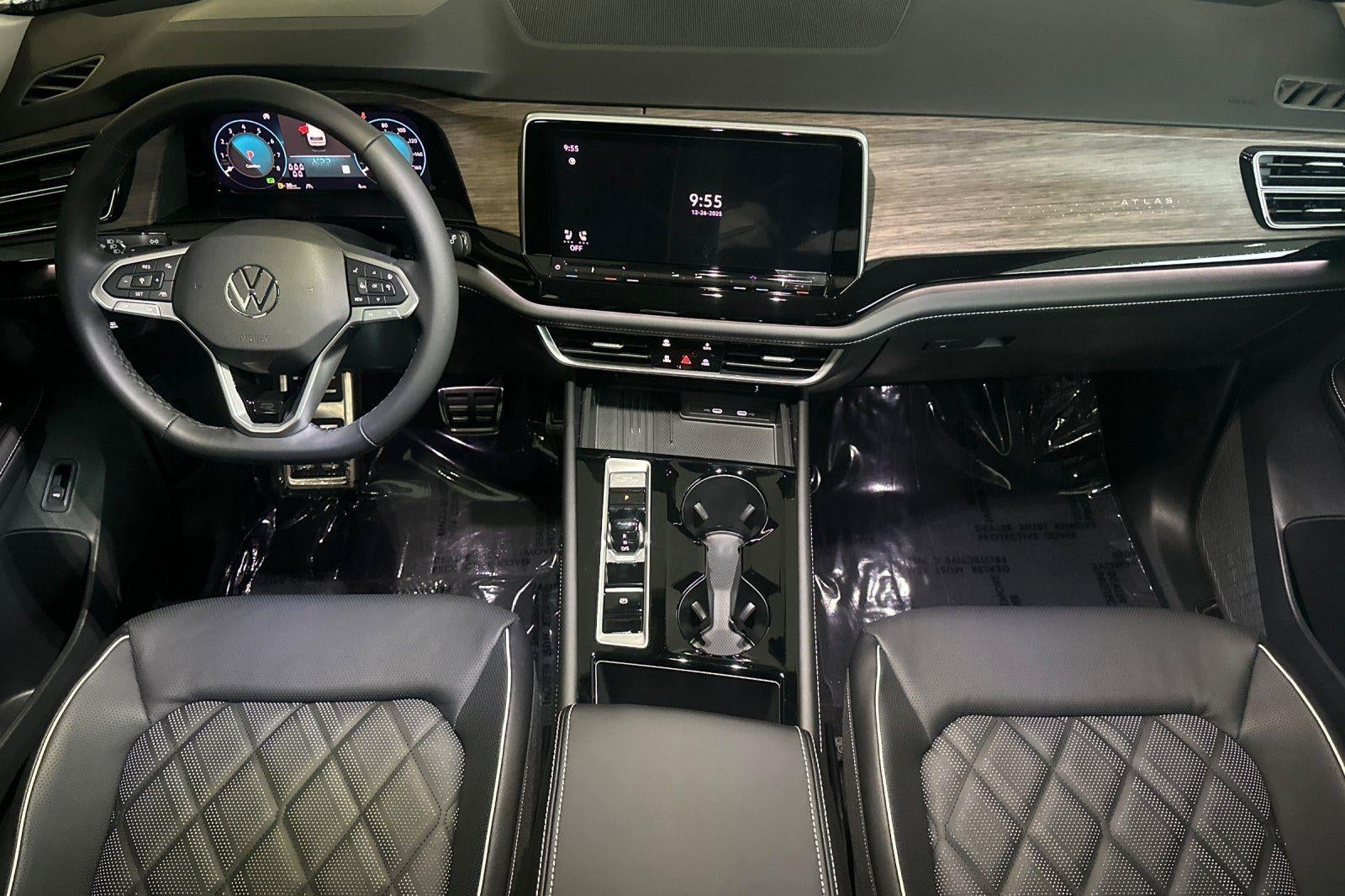 2026 Volkswagen Atlas 2.0T SEL Premium R-Line