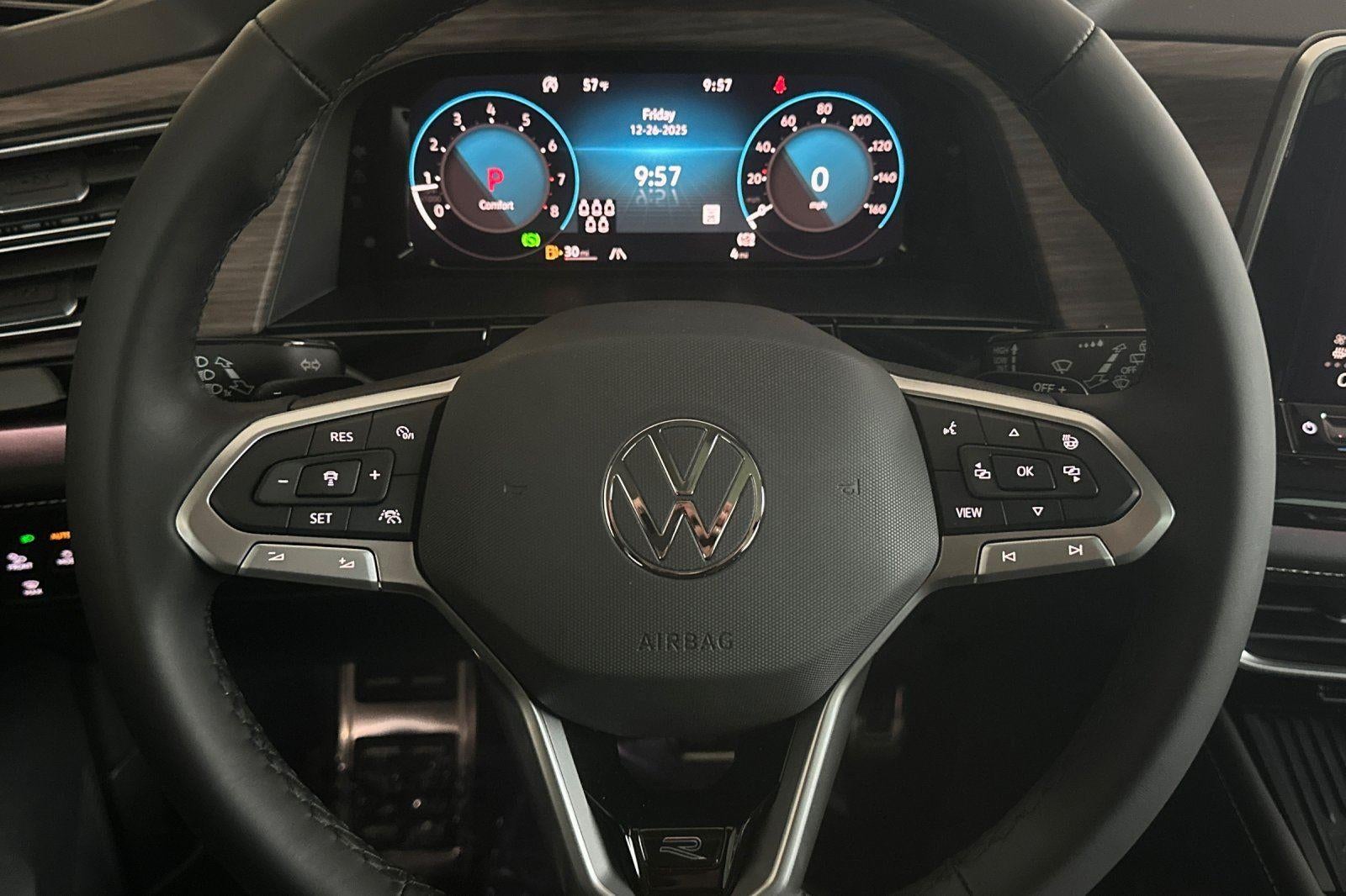 2026 Volkswagen Atlas 2.0T SEL Premium R-Line