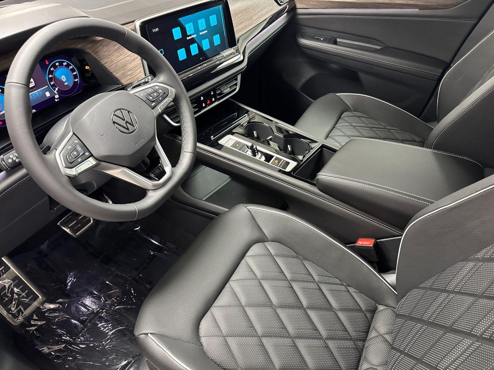 2026 Volkswagen Atlas 2.0T SEL Premium R-Line