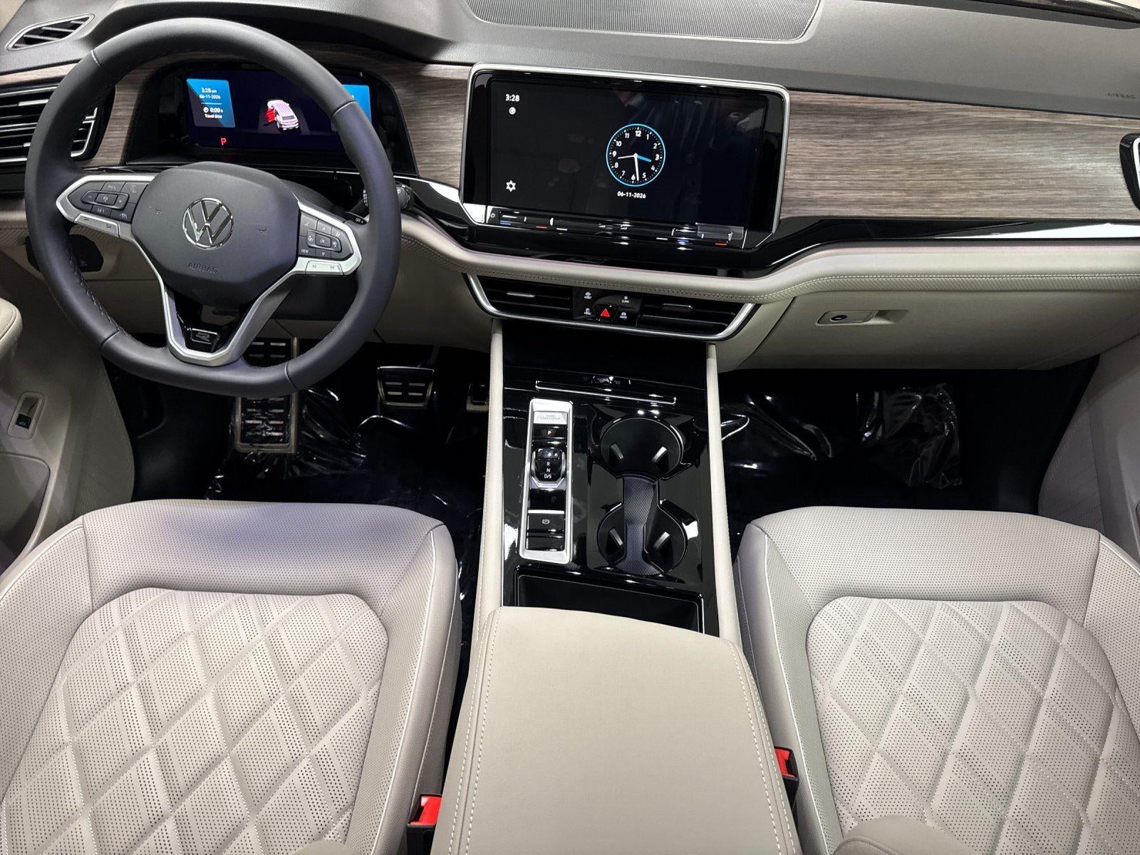 2026 Volkswagen Atlas 2.0T SEL Premium R-Line