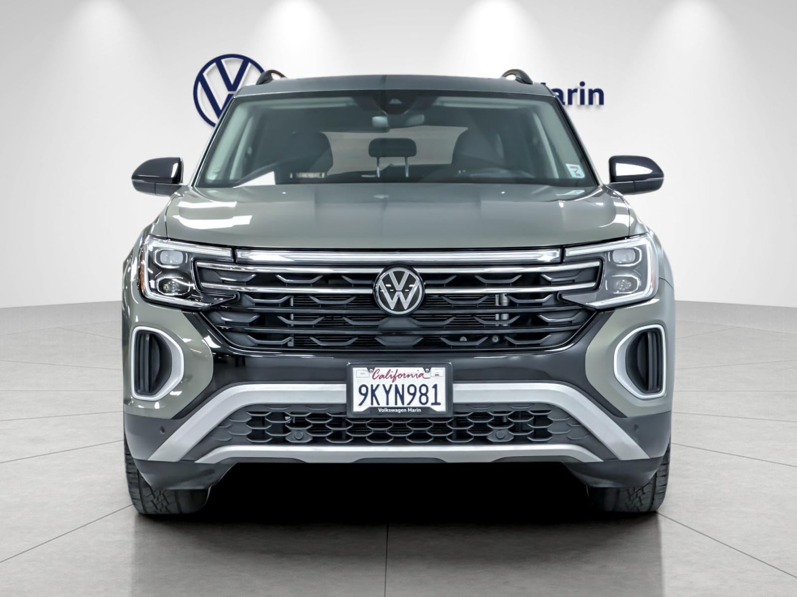 2024 Volkswagen Atlas 2.0T Peak Edition SEL