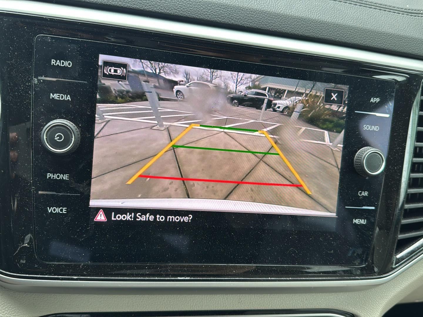 2023 Volkswagen Atlas 3.6L V6 SE w/Technology