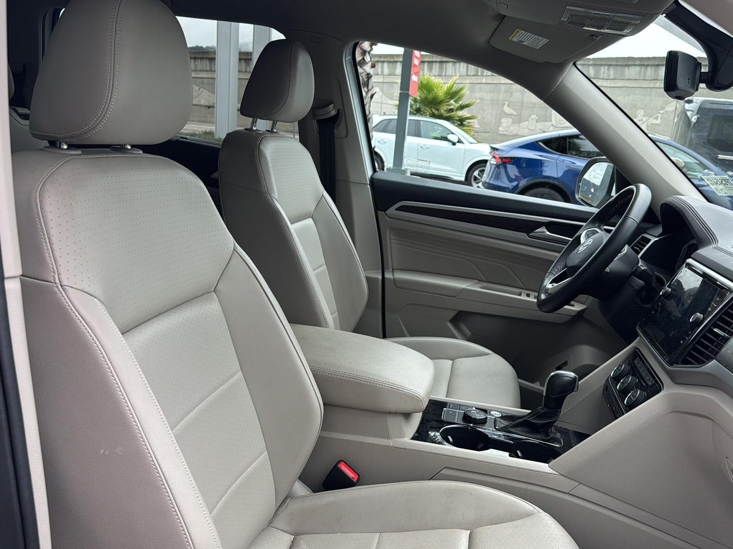 2023 Volkswagen Atlas 3.6L V6 SE w/Technology