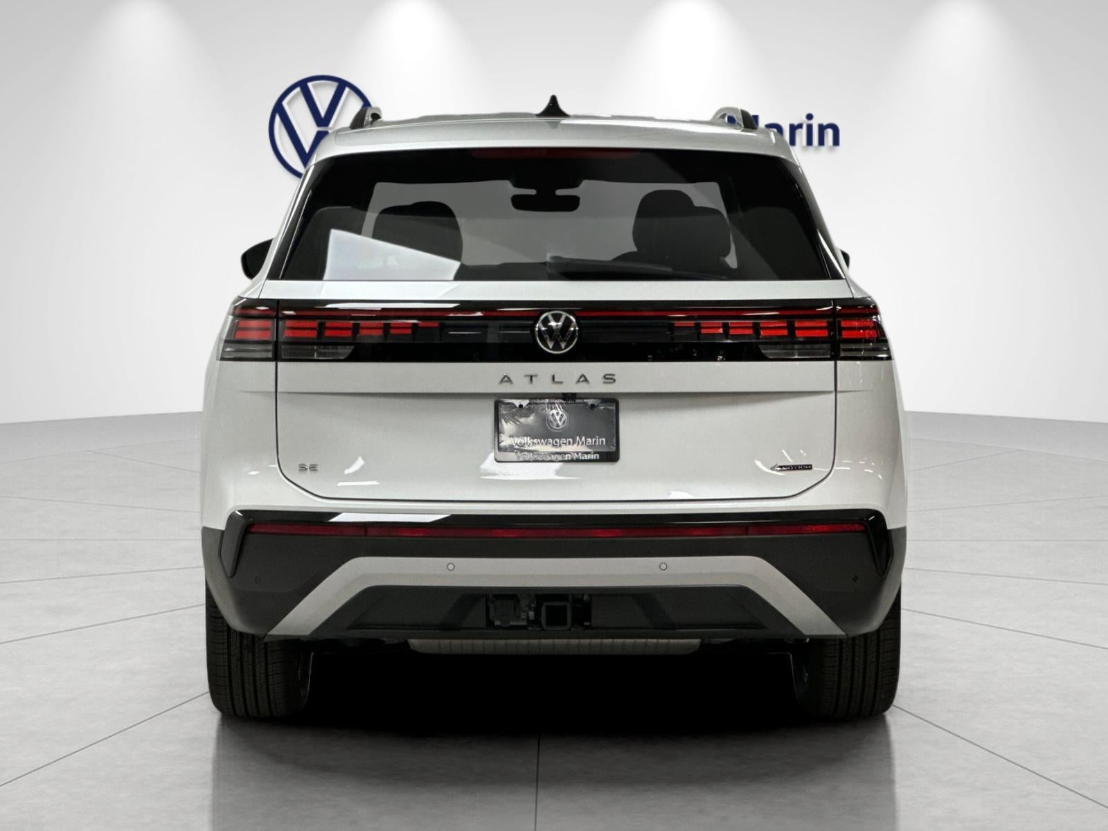 2027 Volkswagen Atlas SE w/Technology