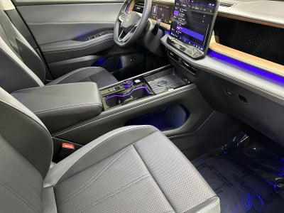 2027 Volkswagen Atlas SE w/Technology