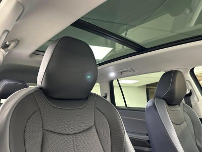 2027 Volkswagen Atlas SE w/Technology