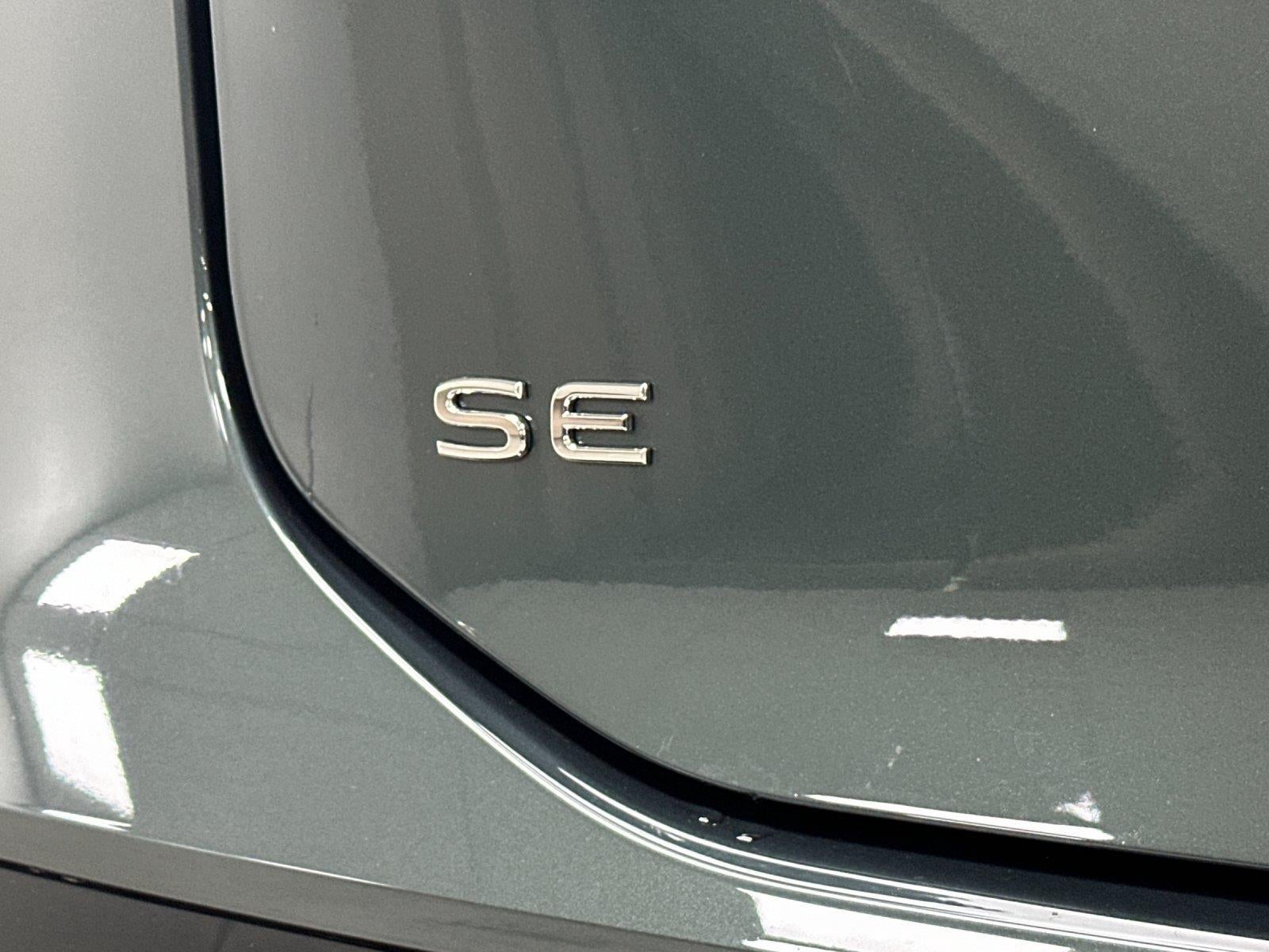2027 Volkswagen Atlas SE w/Technology