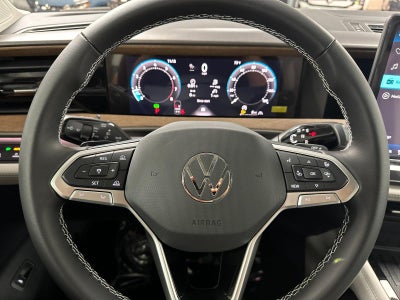 2027 Volkswagen Atlas SE w/Technology