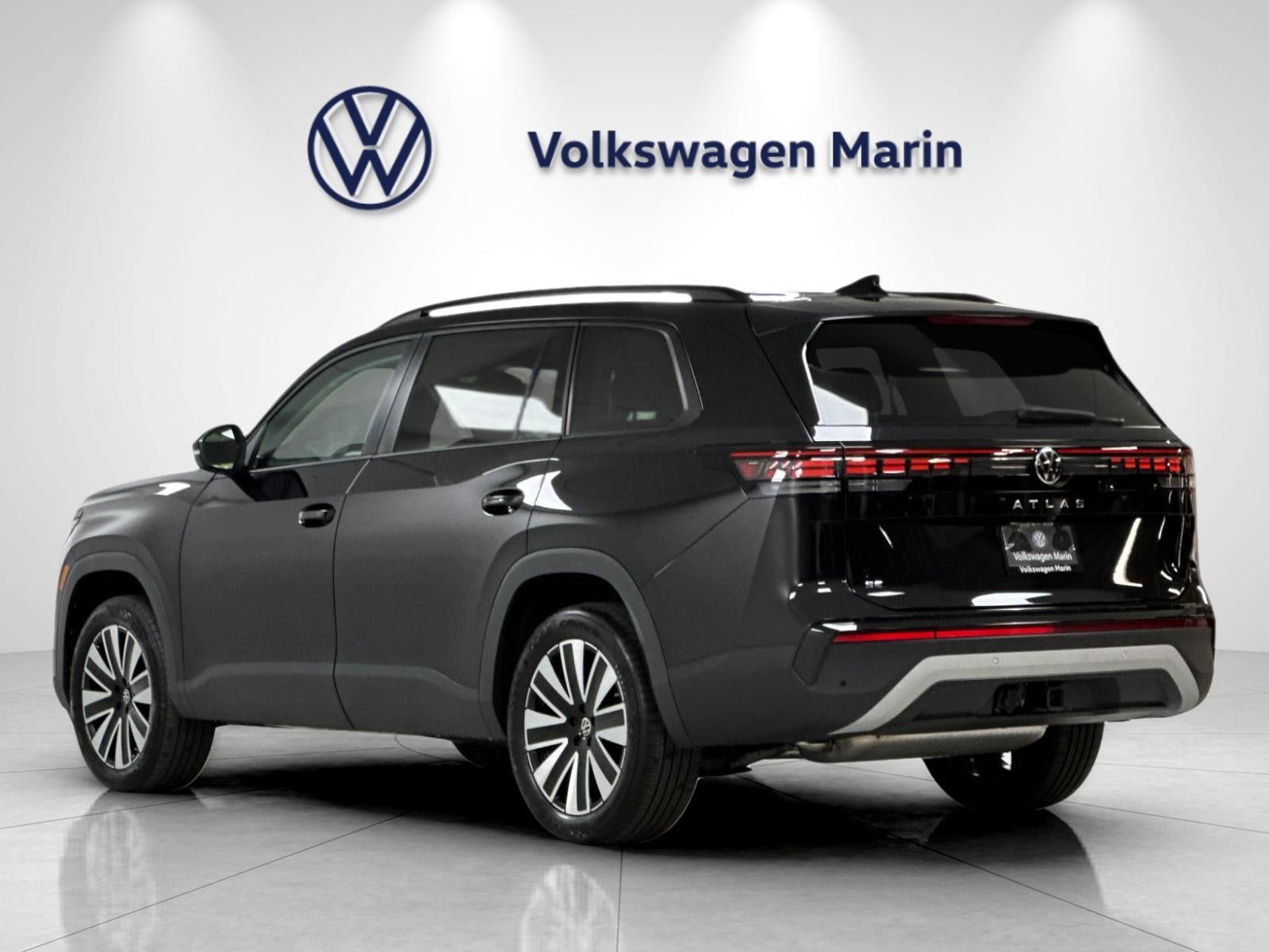 2027 Volkswagen Atlas SE w/Technology