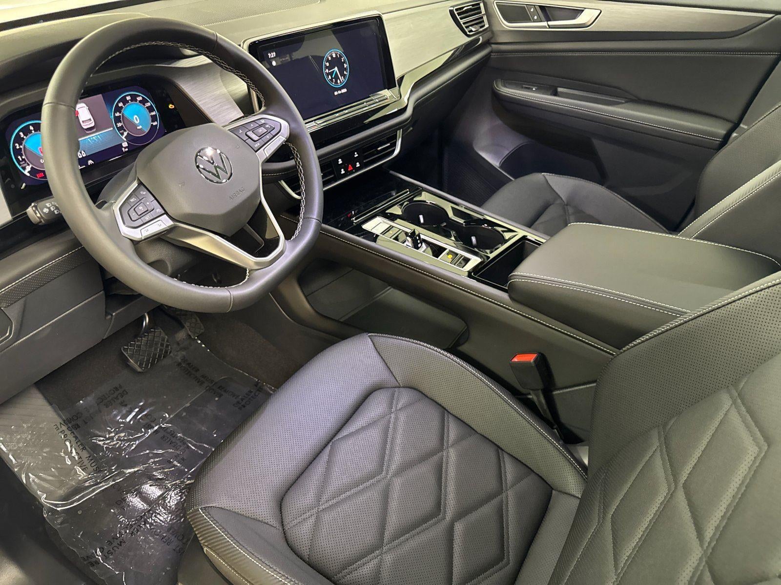 2026 Volkswagen Atlas Cross Sport 2.0T SE w/Technology