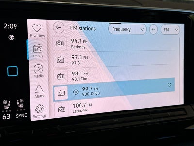 2024 Volkswagen Atlas Cross Sport 2.0T SE w/Technology