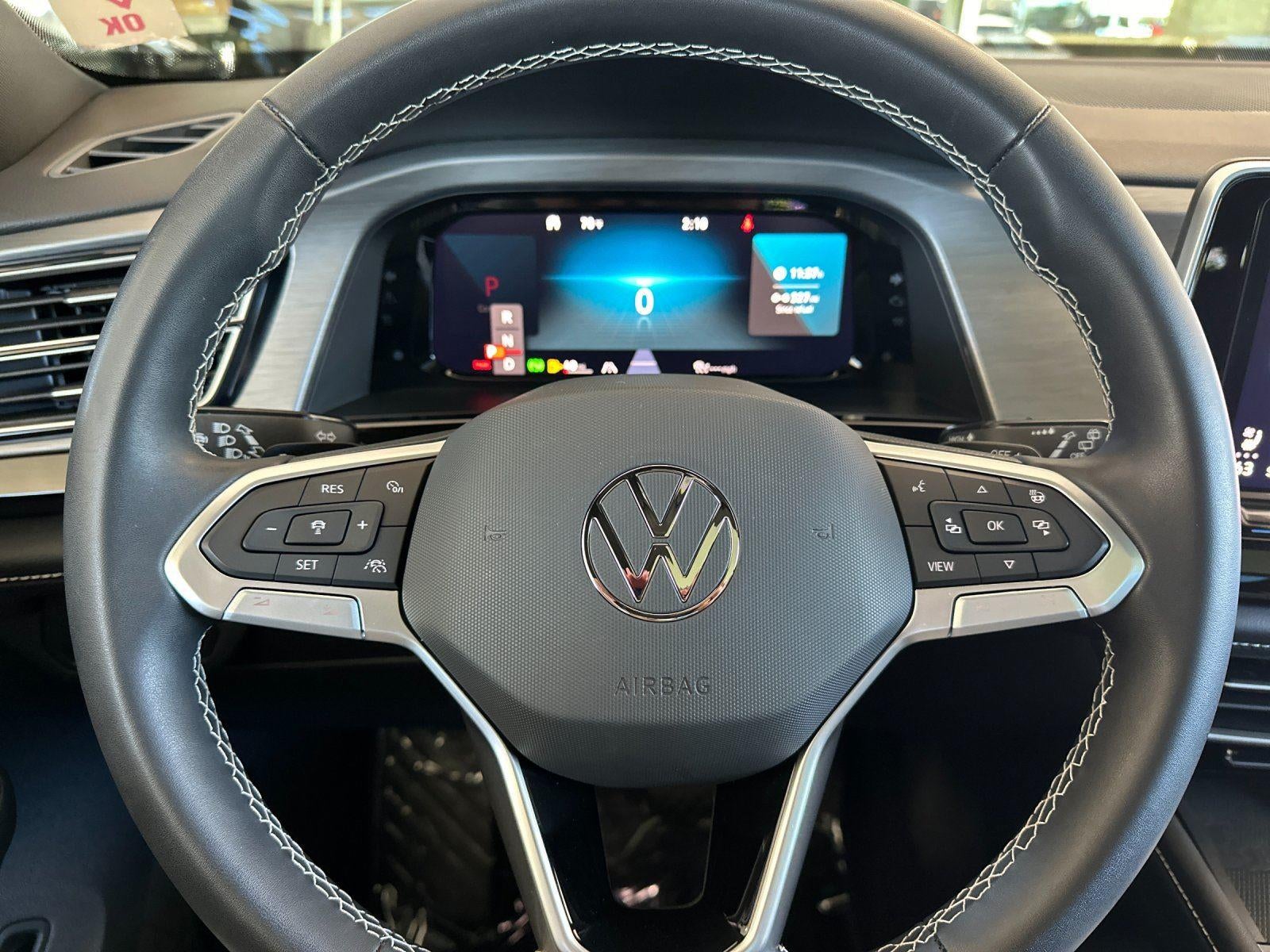 2024 Volkswagen Atlas Cross Sport 2.0T SE w/Technology