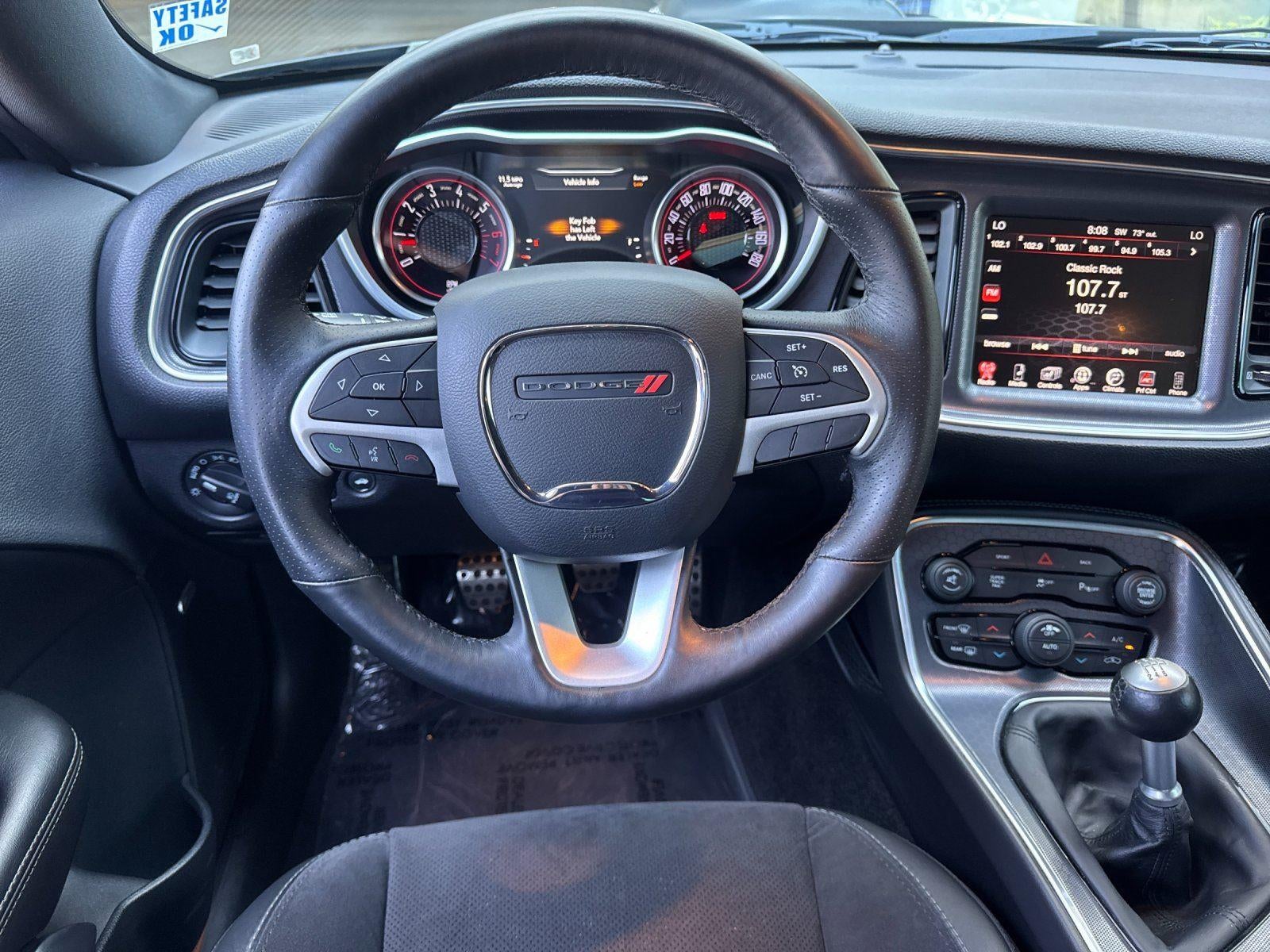 2016 Dodge Challenger 392 Hemi Scat Pack Shaker