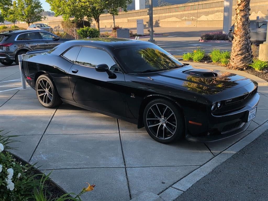 2016 Dodge Challenger 392 Hemi Scat Pack Shaker