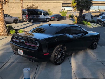 2016 Dodge Challenger 392 Hemi Scat Pack Shaker