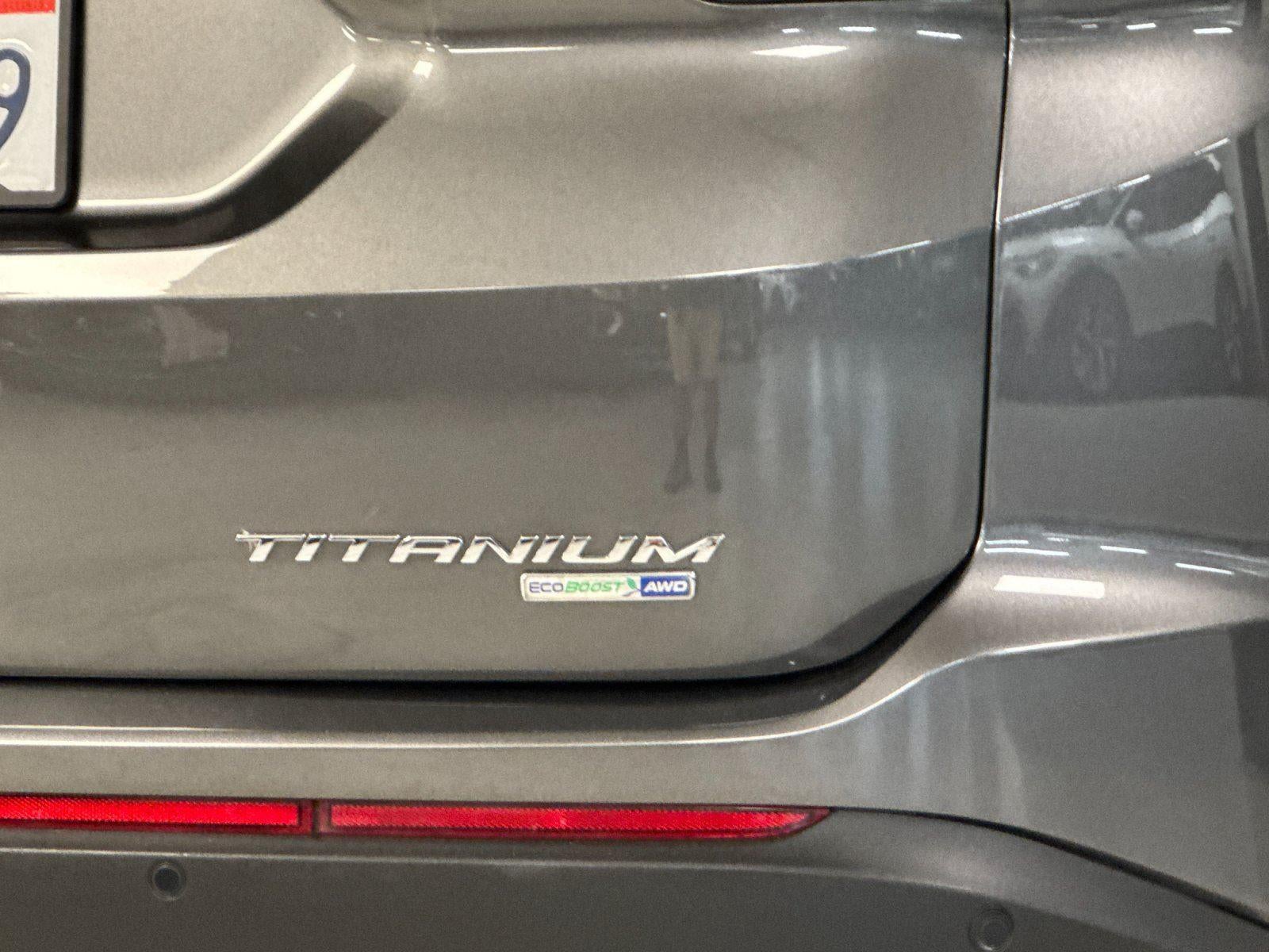 2017 Ford Edge Titanium