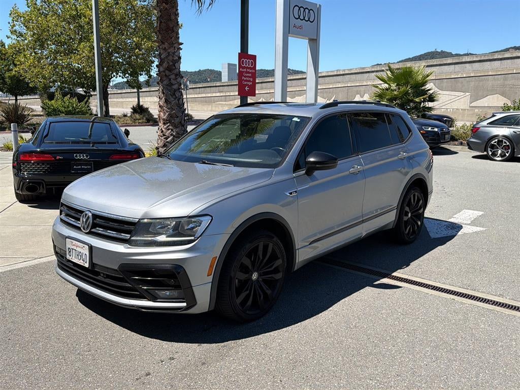 2020 Volkswagen Tiguan SE R-Line Black
