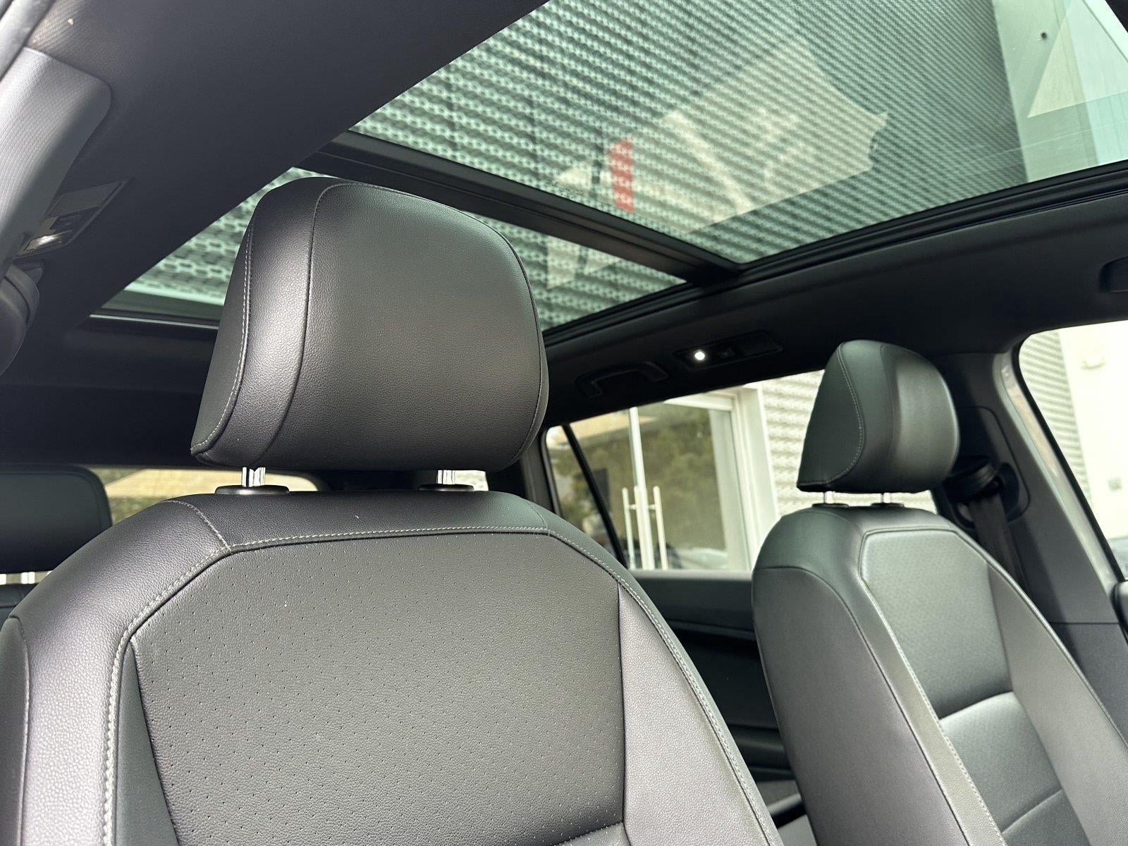 2020 Volkswagen Tiguan SE R-Line Black
