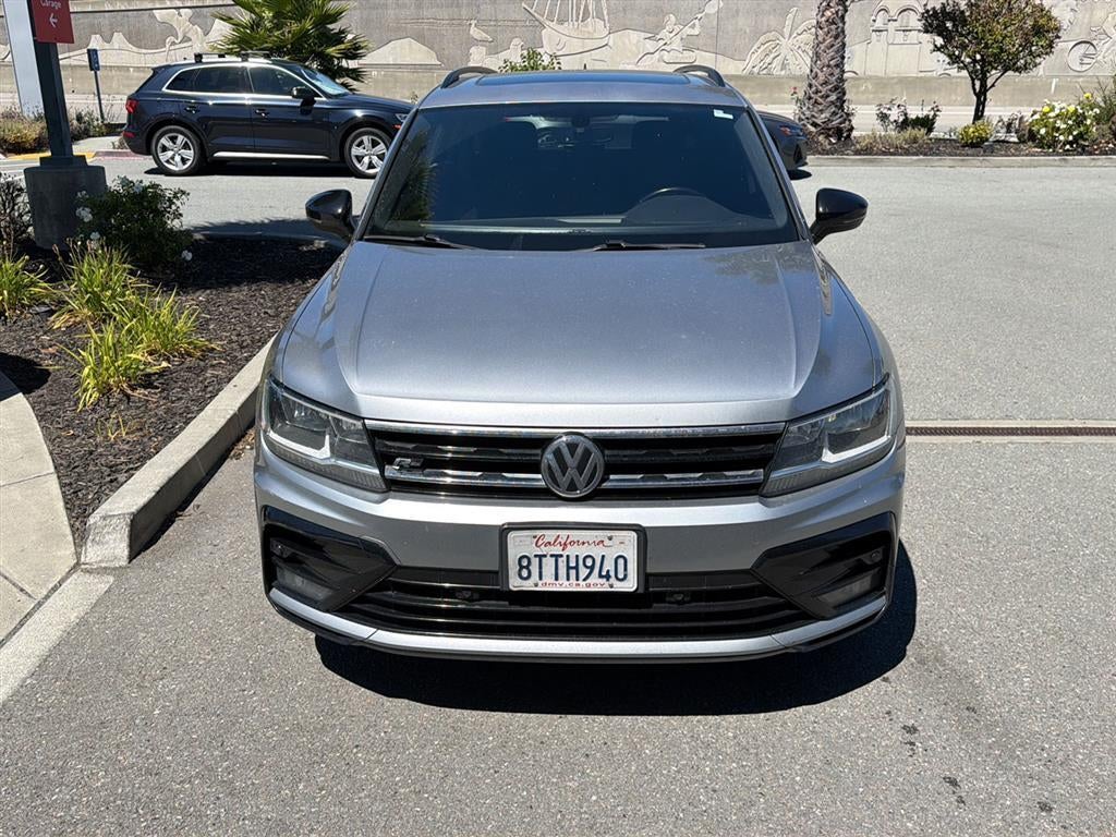 2020 Volkswagen Tiguan SE R-Line Black