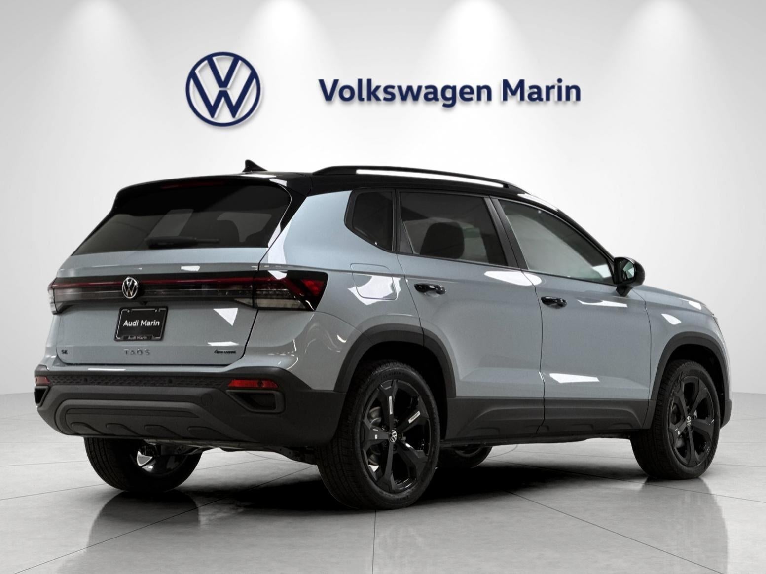 2026 Volkswagen Taos SE Black